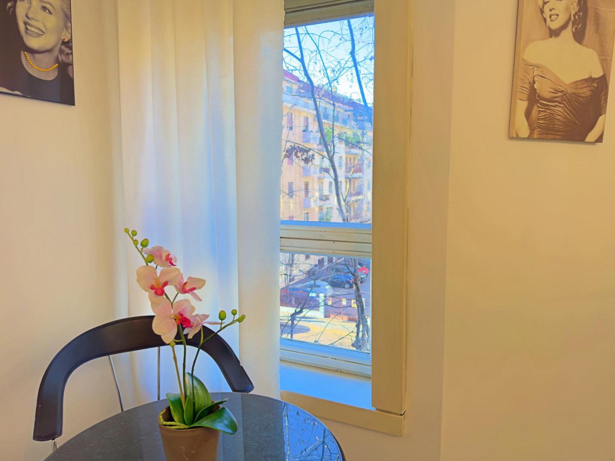 Appartme Guest House Doria 17 Milano Eksteriør billede